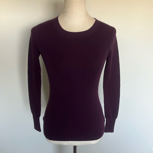 Express Purple Sweater sz S - Picture 1 of 3
